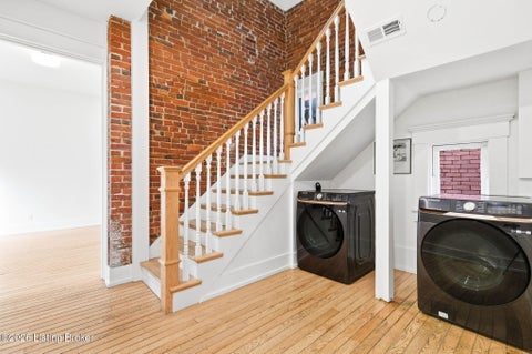 Tiny photo for 940 S 6th St, Louisville, KY 40203 (MLS # 1729709)