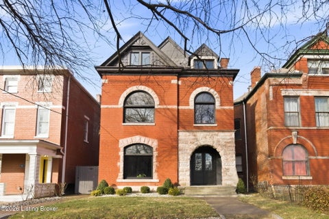 Photo of 940 S 6th St, Louisville, KY 40203 (MLS # 1729709)