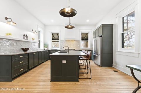 Tiny photo for 940 S 6th St, Louisville, KY 40203 (MLS # 1729709)