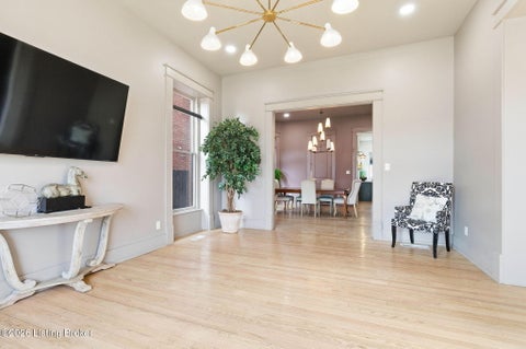 Tiny photo for 940 S 6th St, Louisville, KY 40203 (MLS # 1729709)
