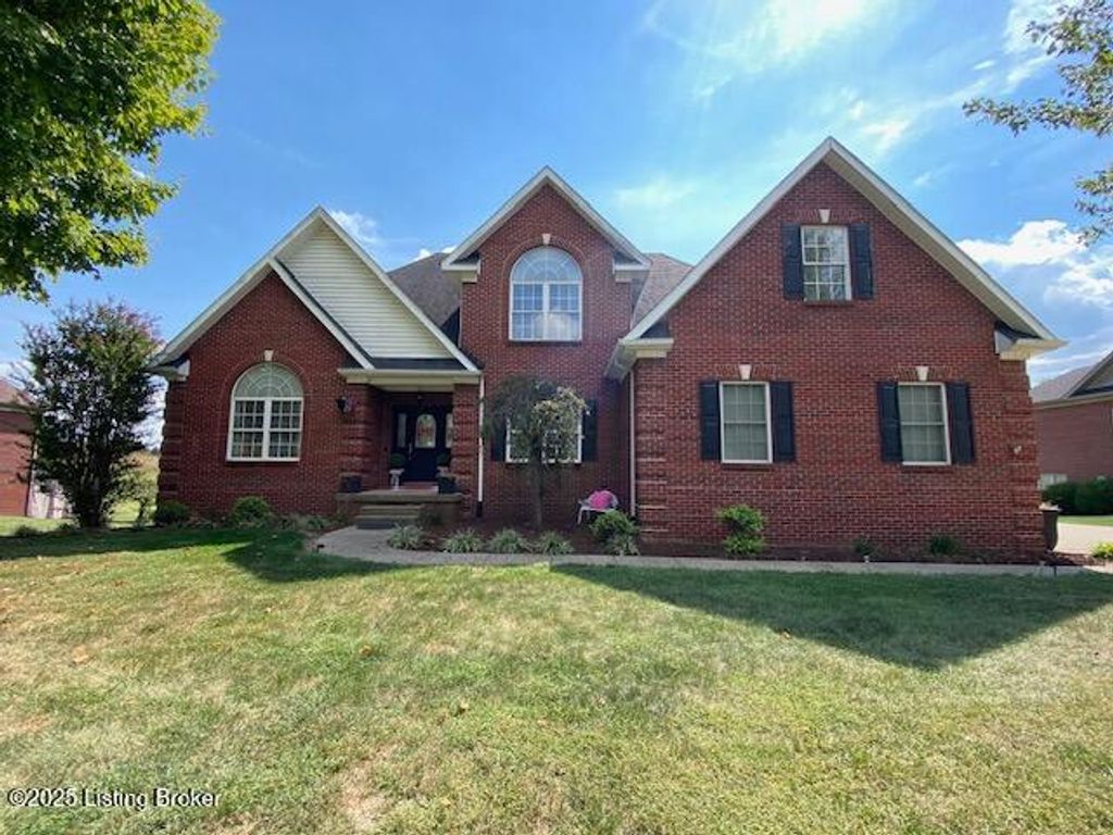 Photo of 131 Woodhill Rd, Bardstown, KY 40004 (MLS # 1701823)