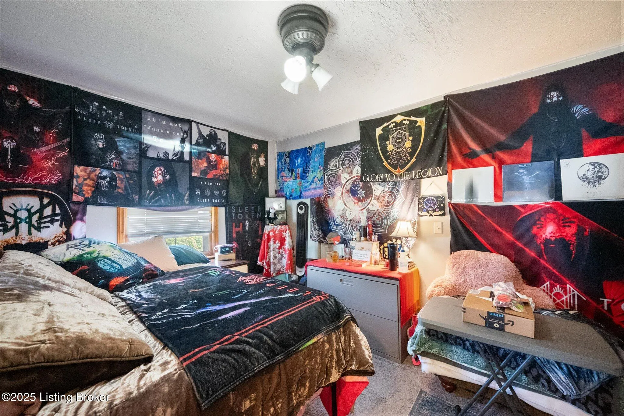 Louisville, Kentucky 40214, United States, 8 Bedrooms Bedrooms, ,5 BathroomsBathrooms,Residential,Active,217502