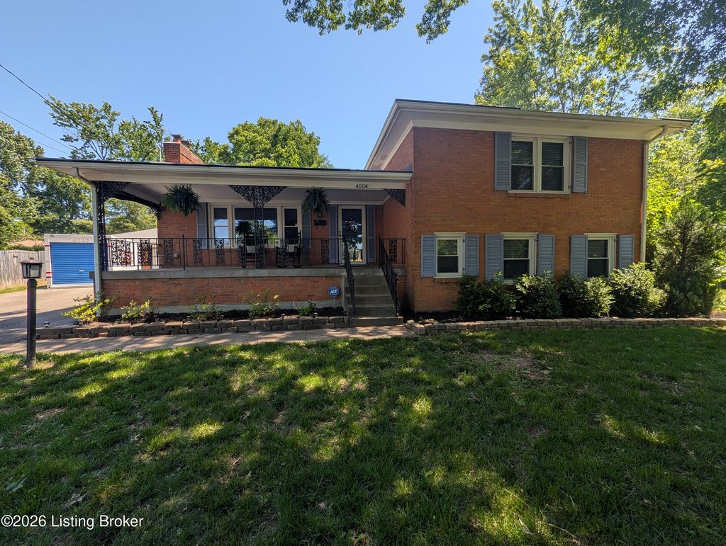 Photo of 4004 Hope Ct, Louisville, KY 40220 (MLS # 1717195)