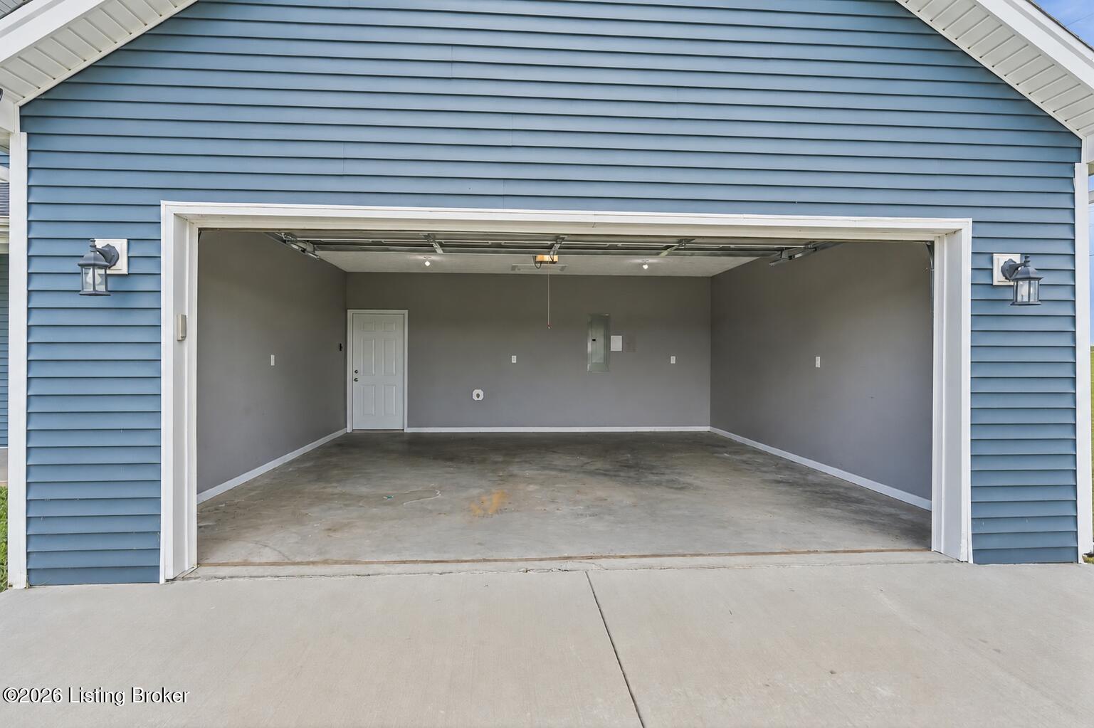 Photo 1 of 29 — 4217 Fairgrounds Rd, Brandenburg, KY 40108