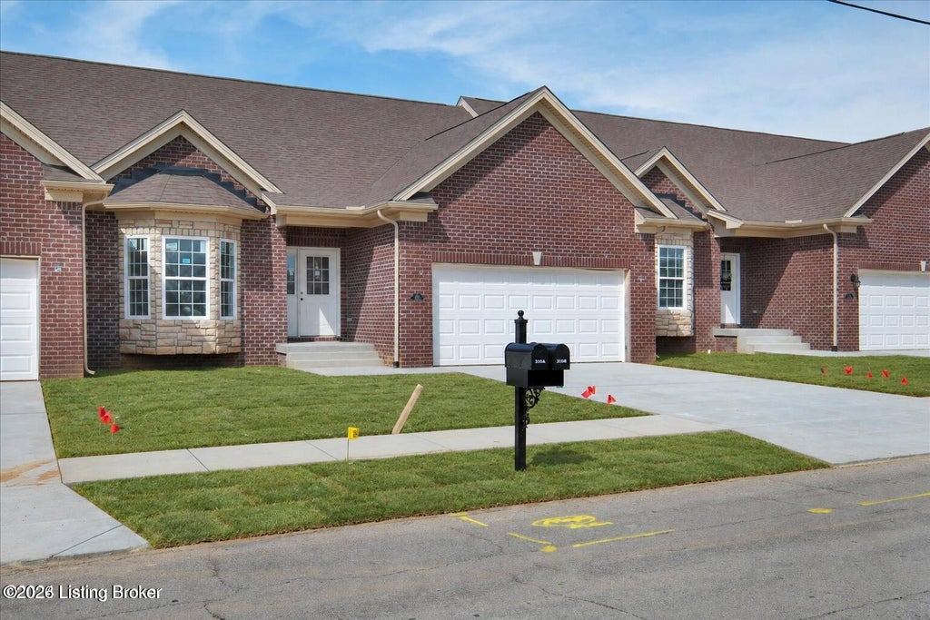 Photo of 310 Christman Ln #B, Shepherdsville, KY 40165 (MLS # 1730186)