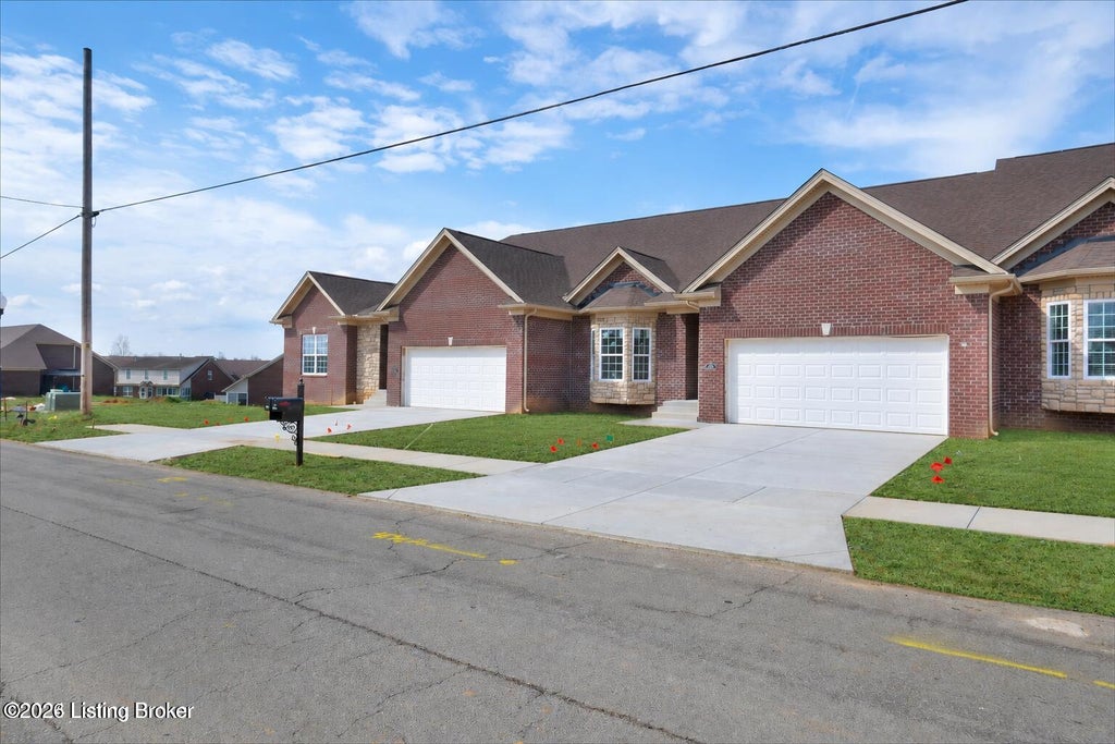 Photo of 310 Christman Ln #B, Shepherdsville, KY 40165 (MLS # 1730186)