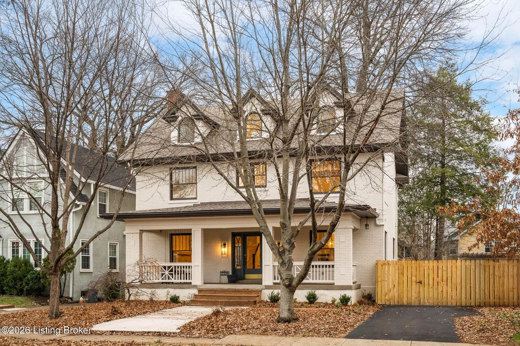 Photo of 2325 Carolina Ave, Louisville, KY 40205 (MLS # 1710764)