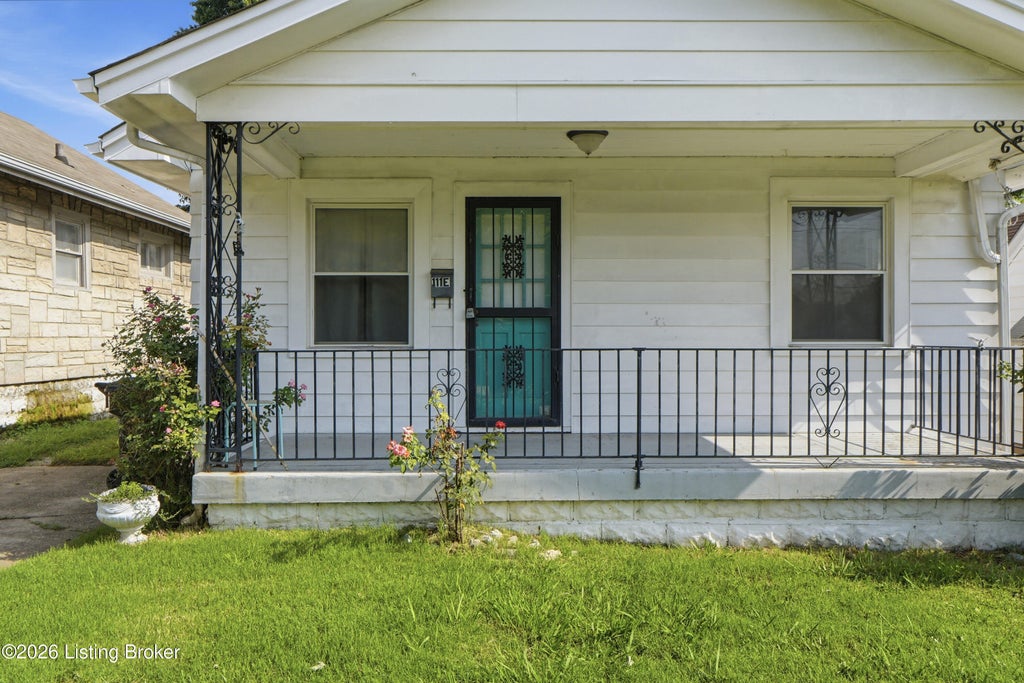 Photo of 111 E Southern Heights Ave, Louisville, KY 40214 (MLS # 1724045)