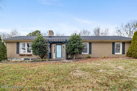 Photo of 3127 Knob St, Shelbyville, KY 40065 (MLS # 1706667)