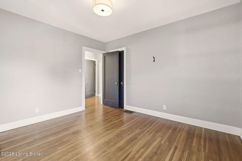 Tiny photo for 2545 Ridgewood Ave, Louisville, KY 40217 (MLS # 1708520)