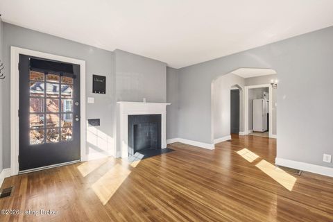 Tiny photo for 2545 Ridgewood Ave, Louisville, KY 40217 (MLS # 1708520)