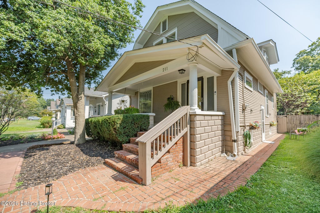 Photo of 211 Pennsylvania Ave, Louisville, KY 40206 (MLS # 1727333)