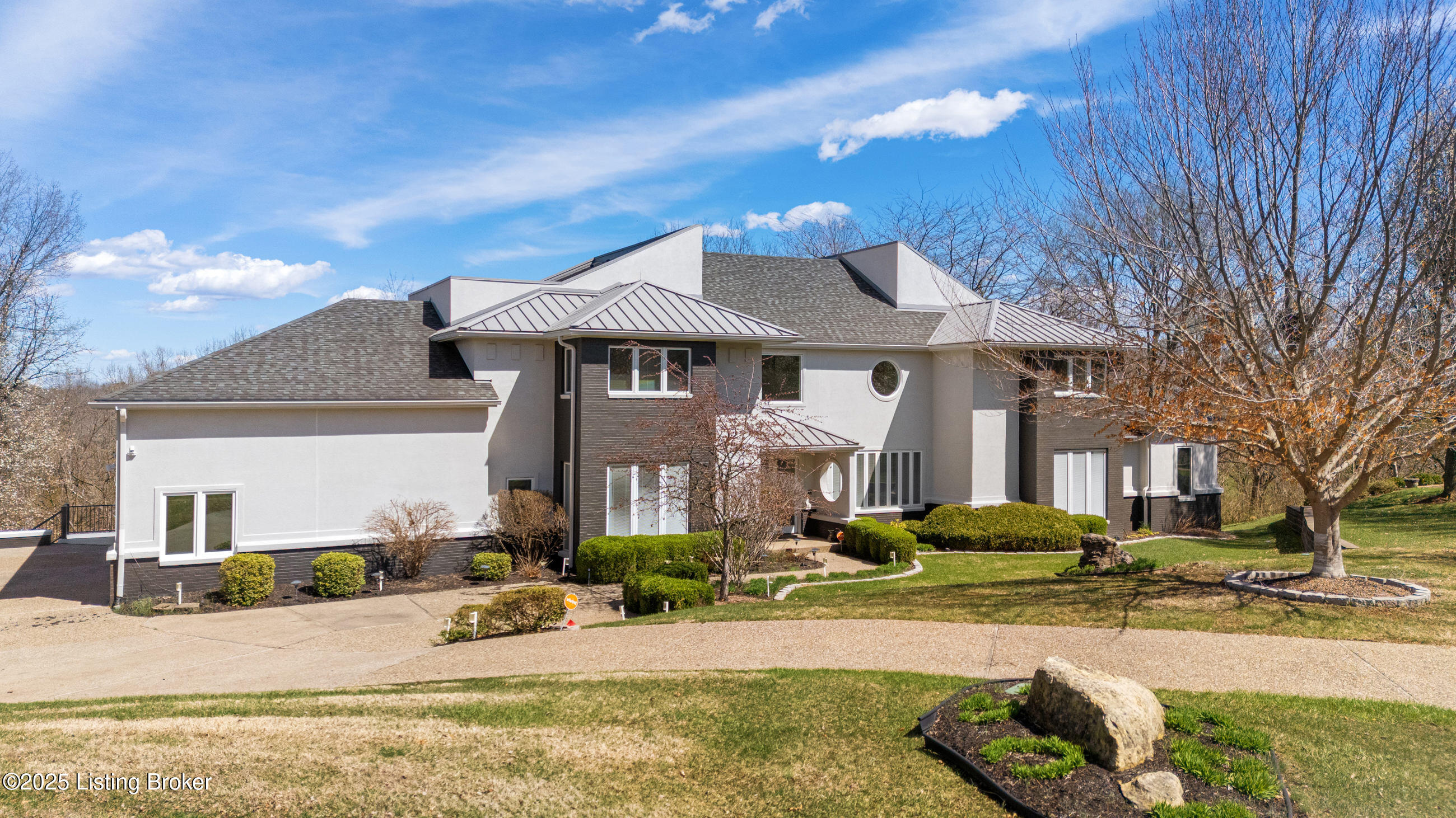 7422 Cedar Bluff Ct, Prospect, Kentucky image 2