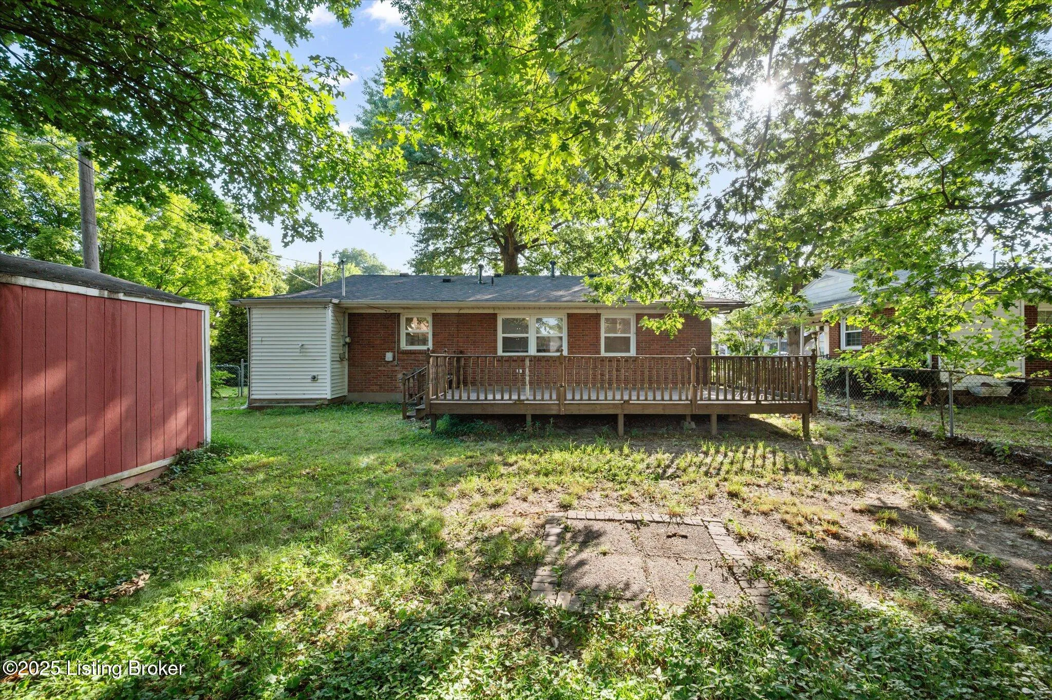 Louisville, Kentucky 40218, United States, 3 Bedrooms Bedrooms, ,1 BathroomBathrooms,Residential,Pending,167469