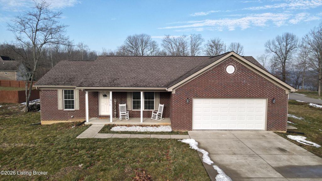 Photo of 309 River Cliff Blvd, Brandenburg, KY 40108 (MLS # 1708246)