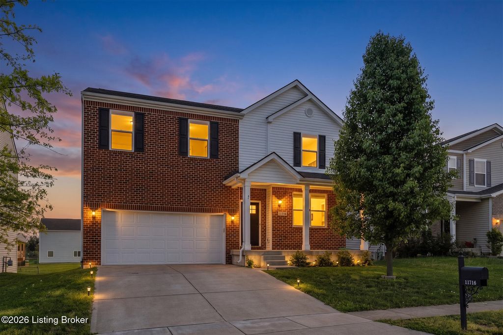 Photo of 11716 Chandler Ct, Louisville, KY 40299 (MLS # 1717520)