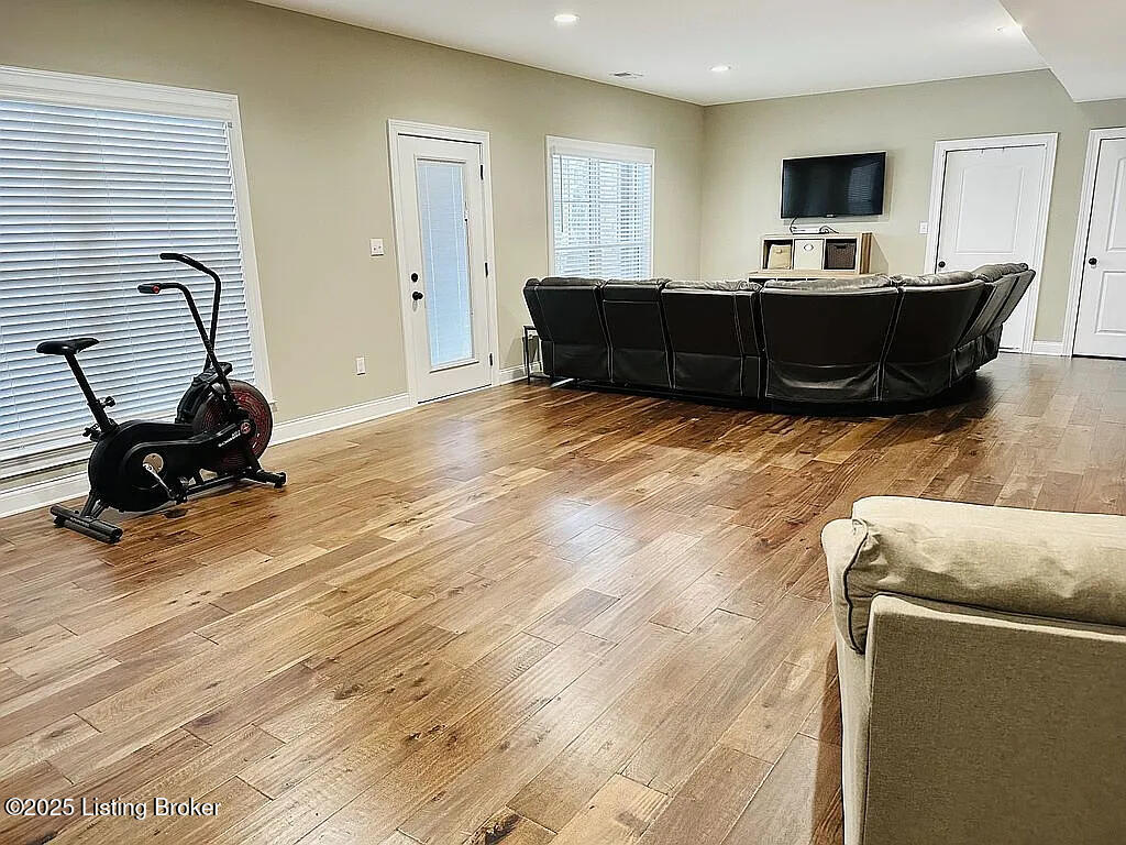795 Peach Orchard Cir, Fisherville, Kentucky image 29