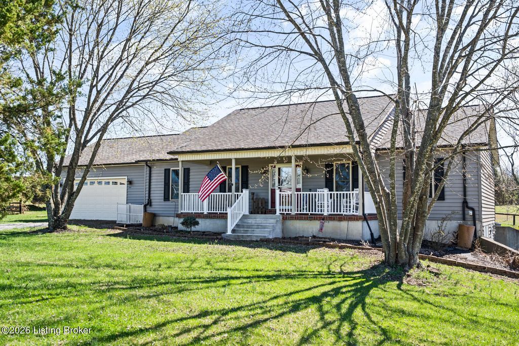 Photo of 4440 Louisville Rd, Bardstown, KY 40004 (MLS # 1711267)