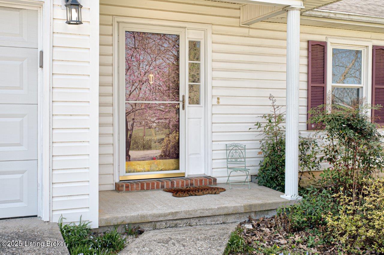 208 Grant Dr, Lawrenceburg, Kentucky image 4