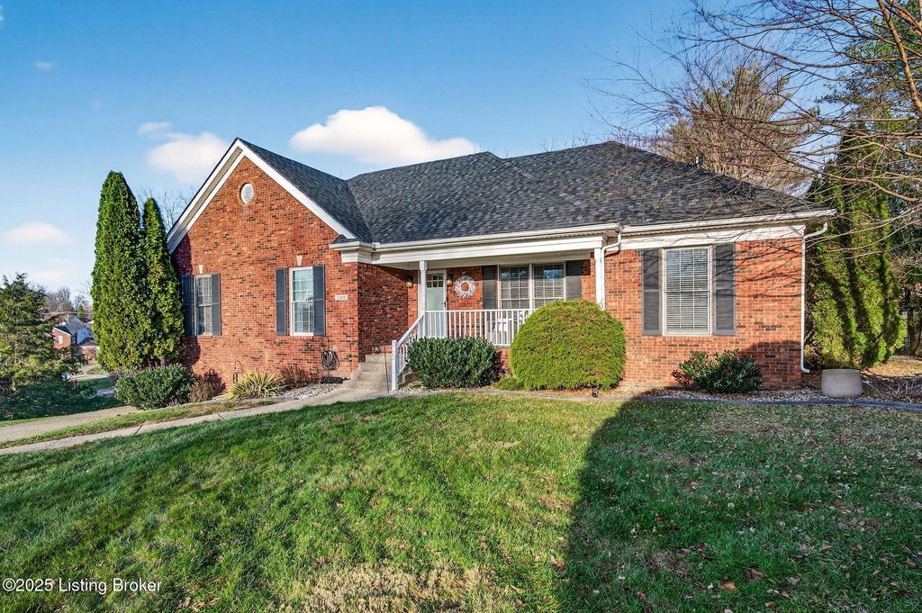 Photo of 1109 Barbizon Dr, Goshen, KY 40026 (MLS # 1705251)
