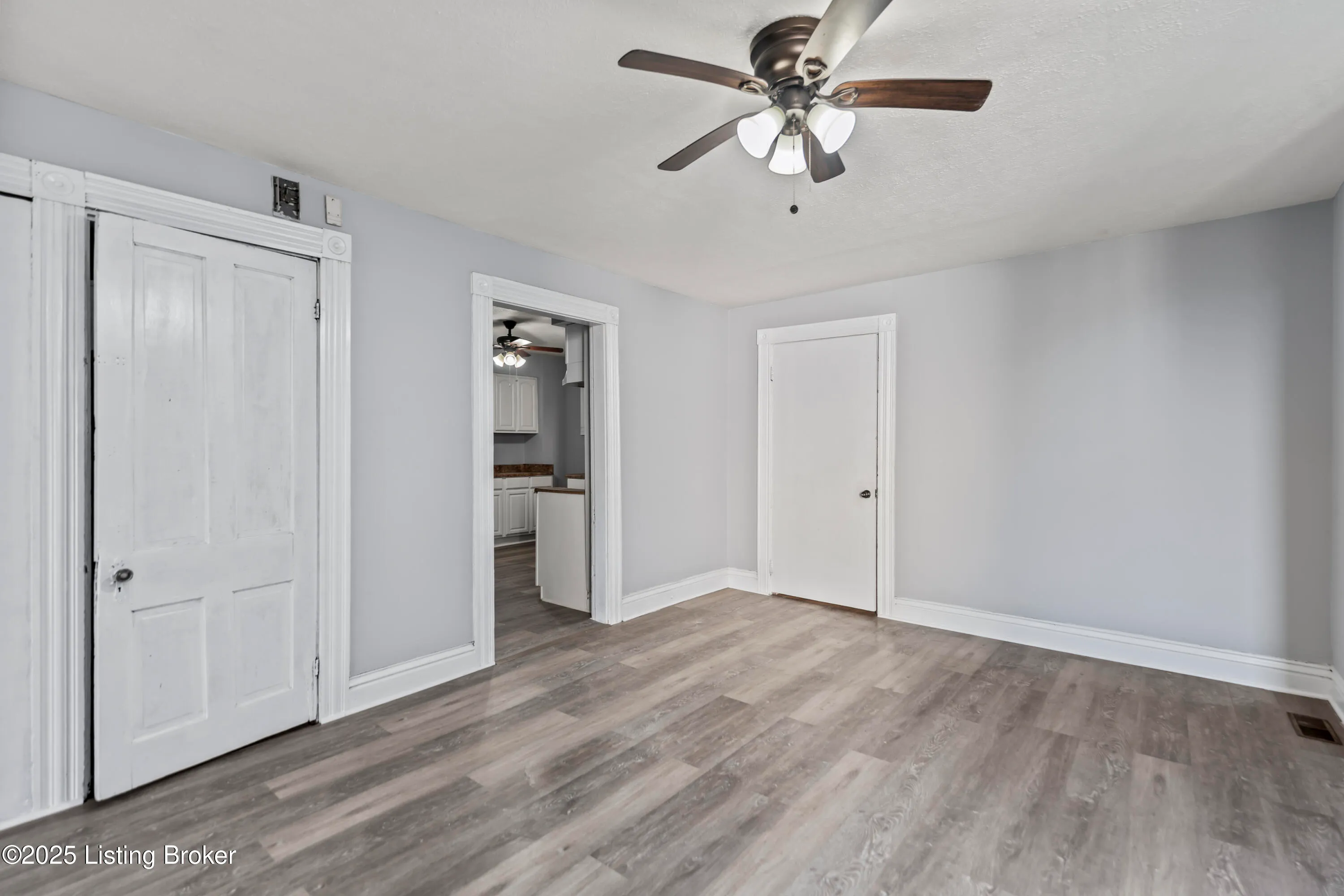 Louisville, Kentucky 40211, United States, 2 Bedrooms Bedrooms, ,1 BathroomBathrooms,Residential,Active,110667