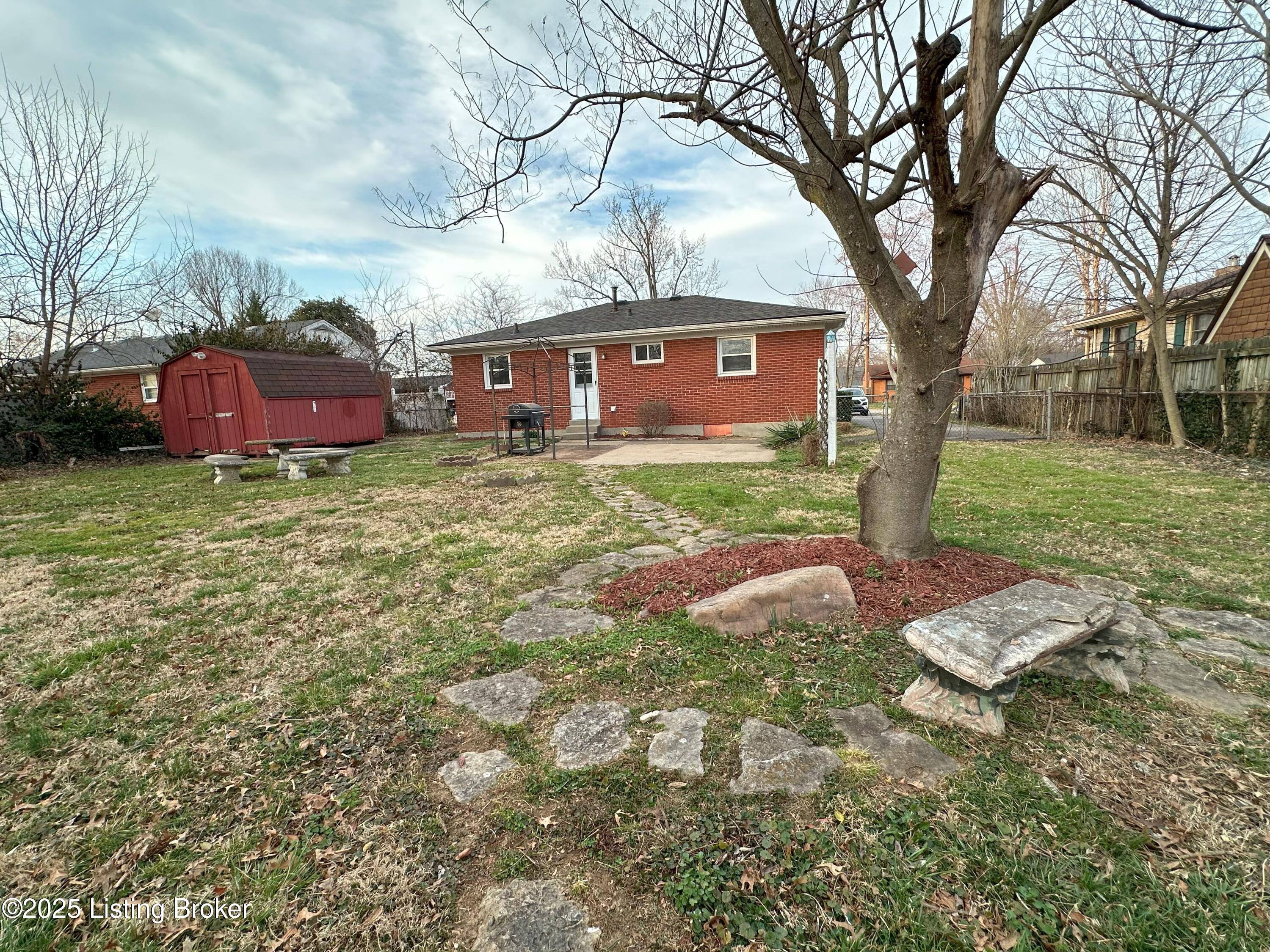 6604 N North Dr Dr, Louisville, Kentucky image 2