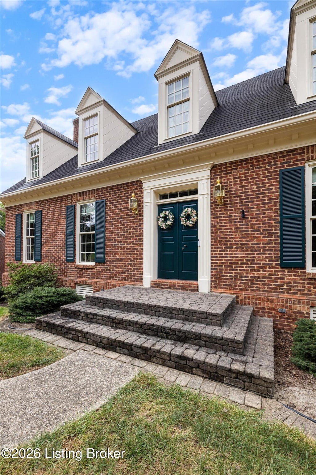 Photo of 7626 Deer Meadow Dr, Louisville, KY 40241 (MLS # 1728635)