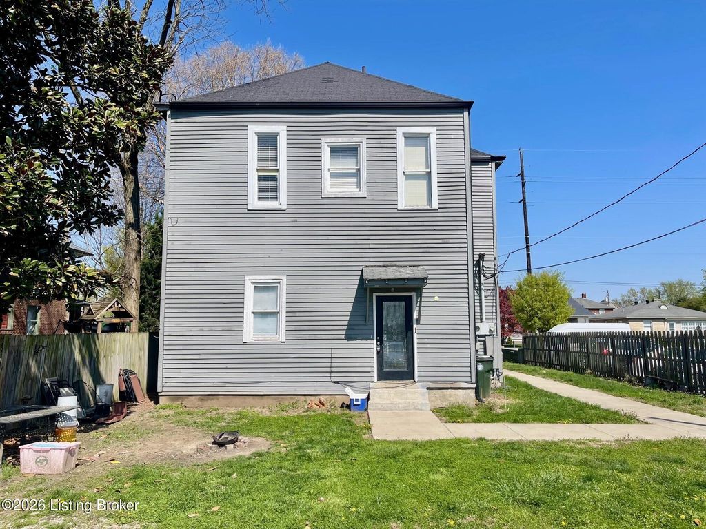 Photo of 1308 E Main St #3, New Albany, IN 47150 (MLS # 1707905)