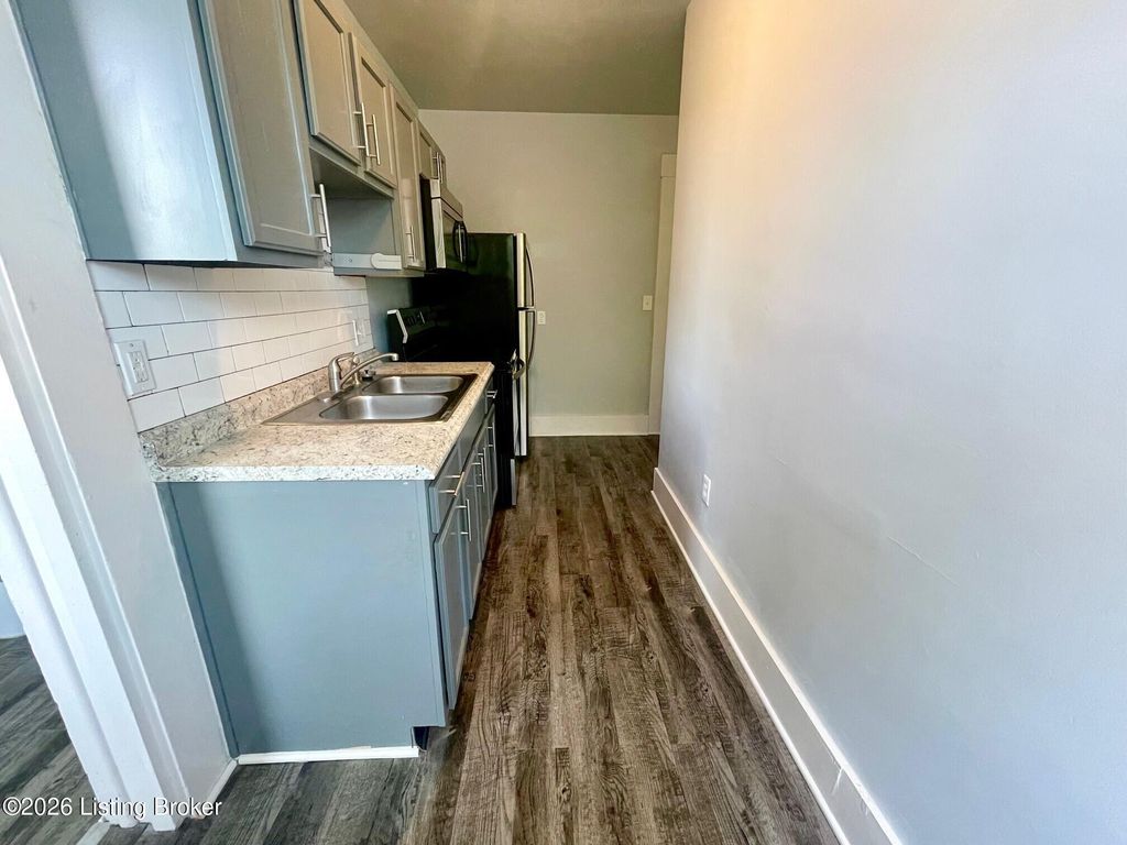 Photo of 1308 E Main St #3, New Albany, IN 47150 (MLS # 1707905)