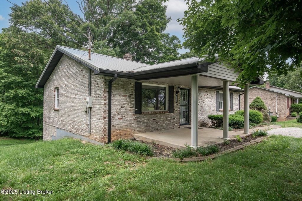 Photo of 4217 Deckard School Rd, Radcliff, KY 40160 (MLS # 1706858)