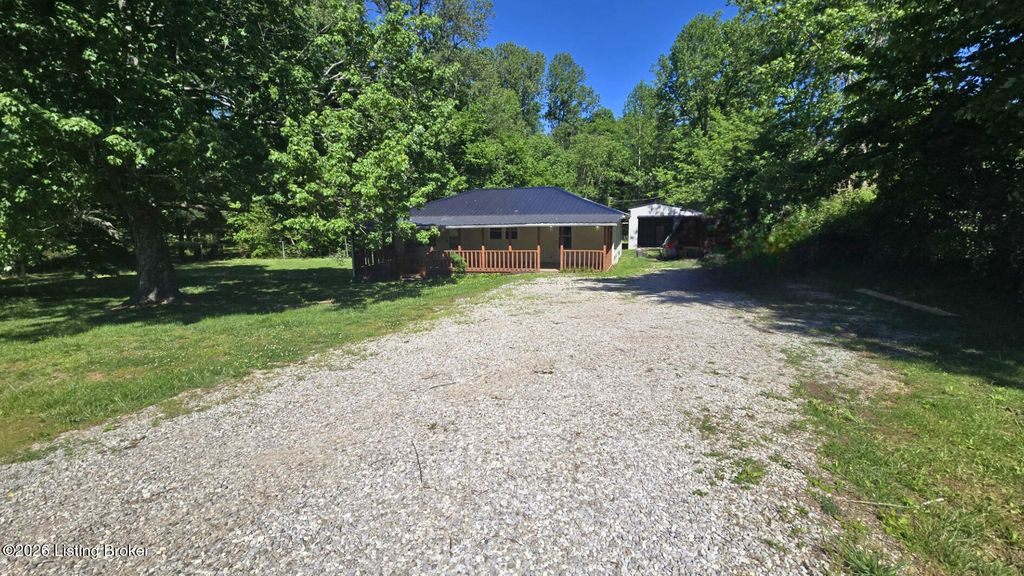 Photo of 6628 Greensburg Rd, Buffalo, KY 42716 (MLS # 1716330)