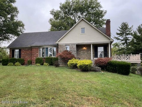 Homes For Sale - 2100 Walnut Rd<br/> Oldham County, La Grange, KY 40031