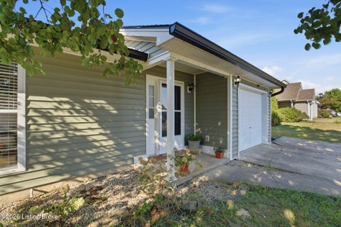 Tiny photo for 1416 Wendy Dr, Lawrenceburg, KY 40342 (MLS # 1730975)