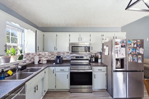 Tiny photo for 1416 Wendy Dr, Lawrenceburg, KY 40342 (MLS # 1730975)