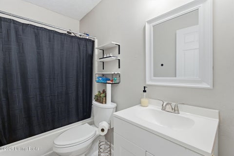 Tiny photo for 1416 Wendy Dr, Lawrenceburg, KY 40342 (MLS # 1730975)