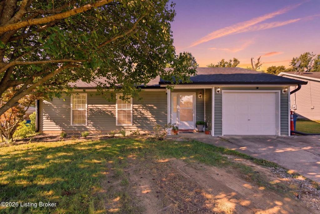 Photo of 1416 Wendy Dr, Lawrenceburg, KY 40342 (MLS # 1730975)