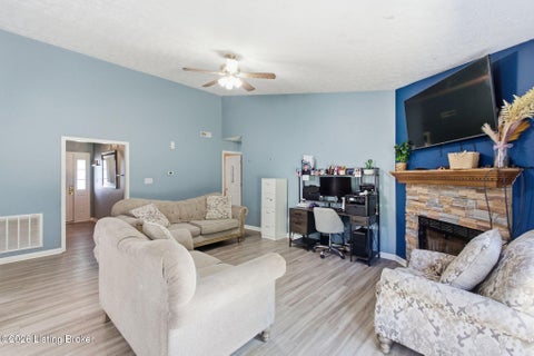 Tiny photo for 1416 Wendy Dr, Lawrenceburg, KY 40342 (MLS # 1730975)