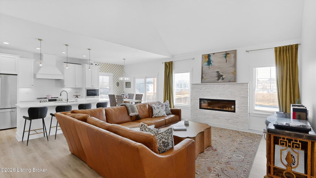 Photo of 14612 Reserve Park Pl, Louisville, KY 40299 (MLS # 1710435)