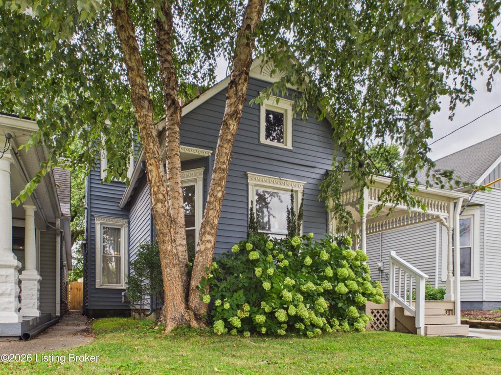 Photo of 956 Ellison Ave, Louisville, KY 40204 (MLS # 1726948)