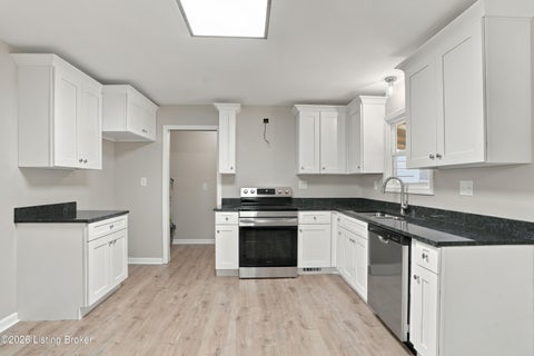 Tiny photo for 2200 S Shelby St, Louisville, KY 40217 (MLS # 1729793)