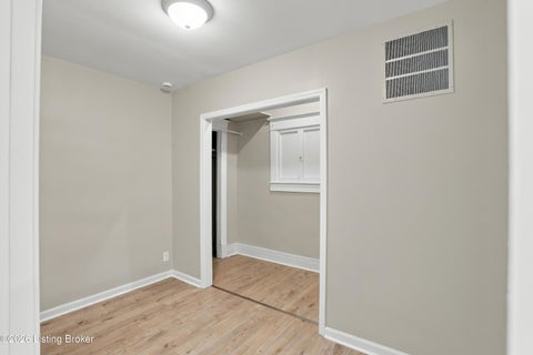 Tiny photo for 2200 S Shelby St, Louisville, KY 40217 (MLS # 1729793)