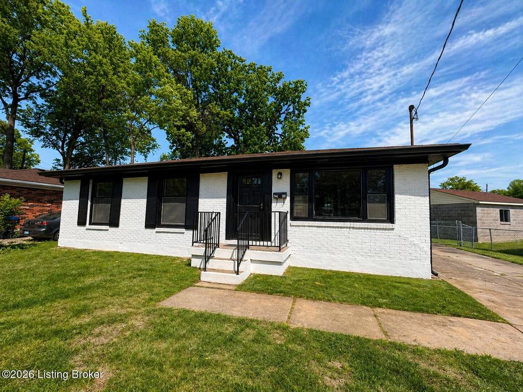 Photo of 7709 Kim Dr, Louisville, KY 40214 (MLS # 1715742)