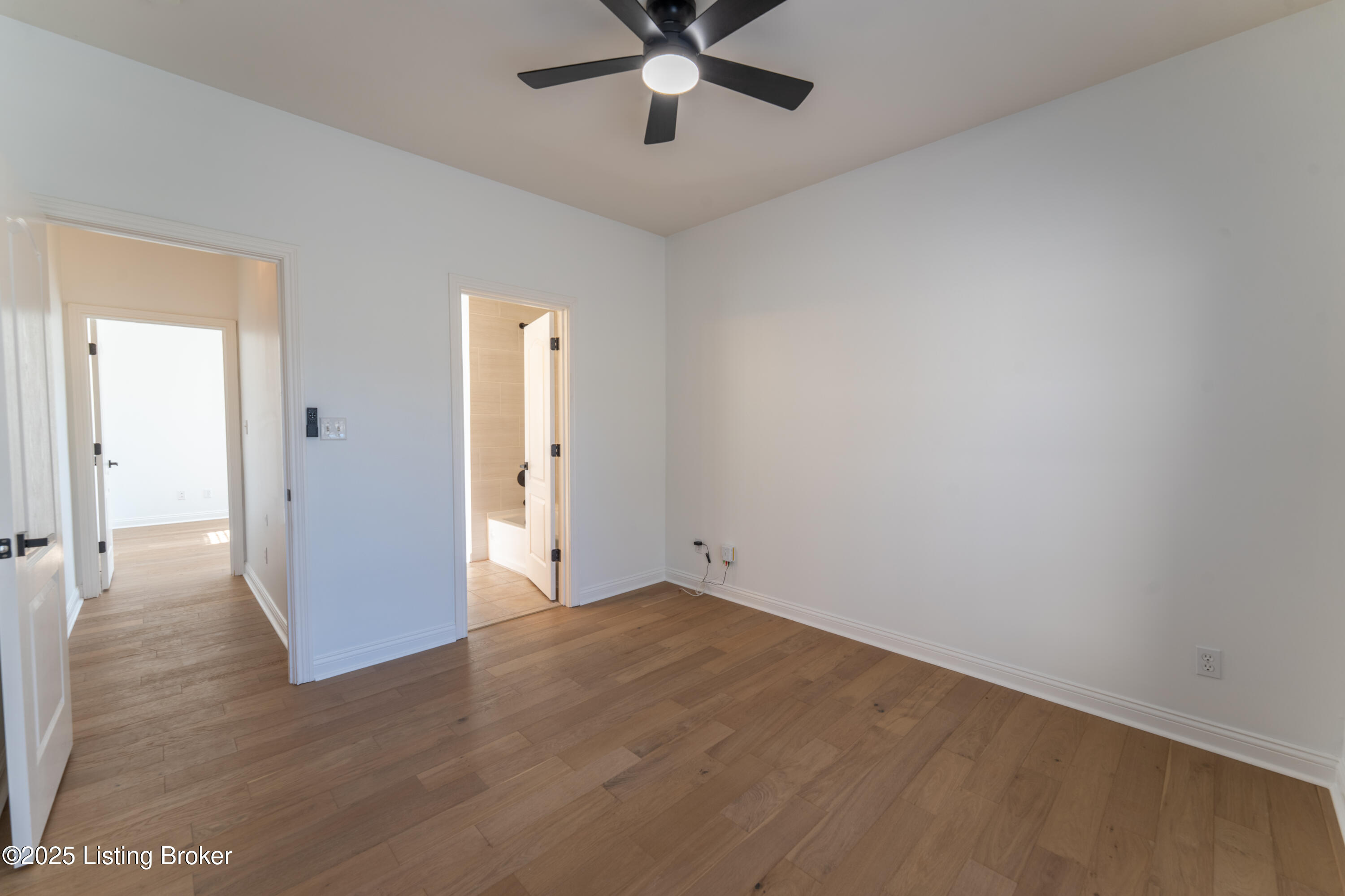 11125 Perwinkle Ln, Louisville, Kentucky image 41