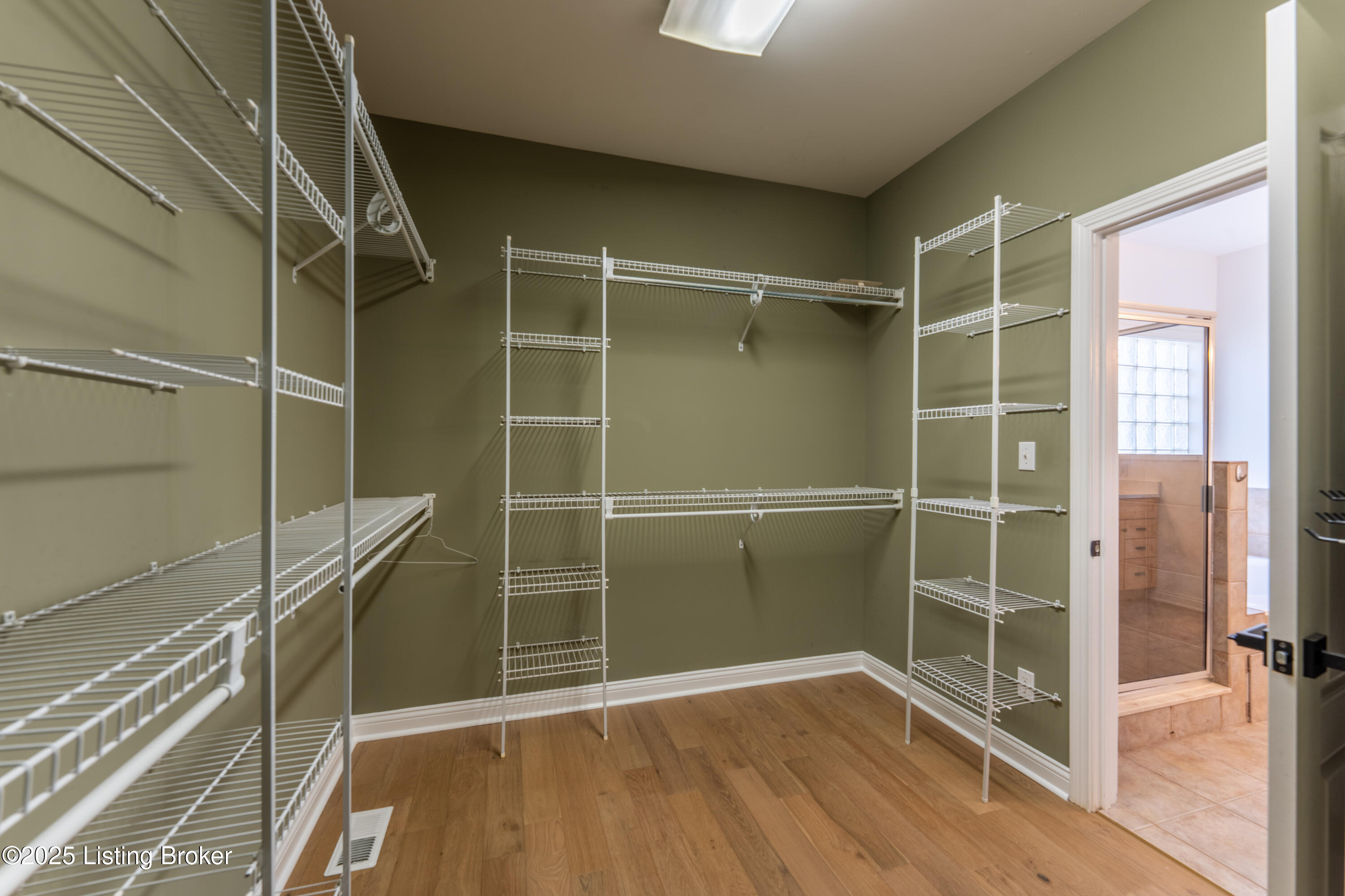 11125 Perwinkle Ln, Louisville, Kentucky image 34