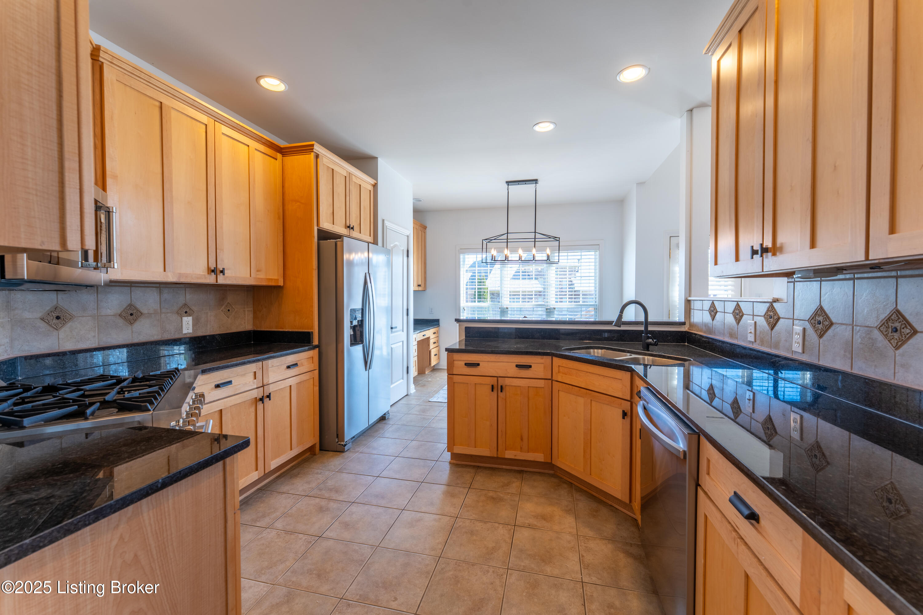 11125 Perwinkle Ln, Louisville, Kentucky image 16