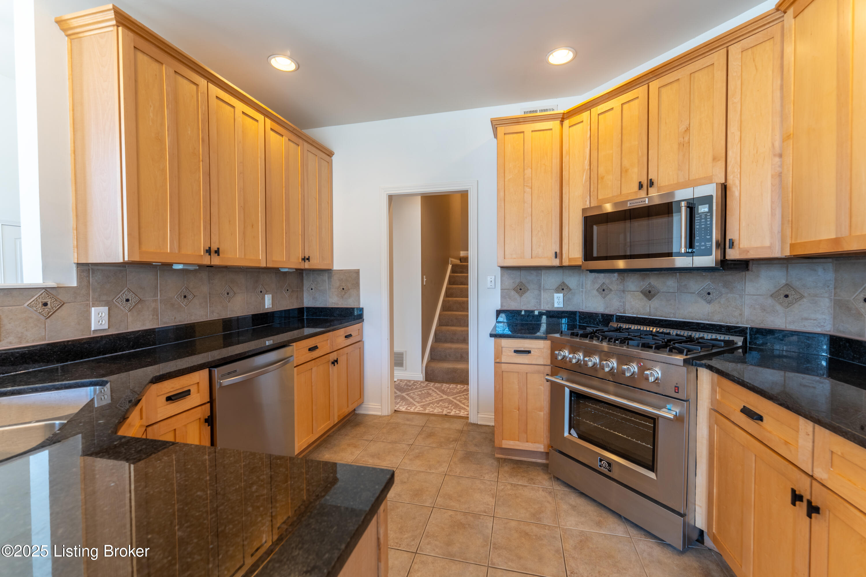 11125 Perwinkle Ln, Louisville, Kentucky image 17