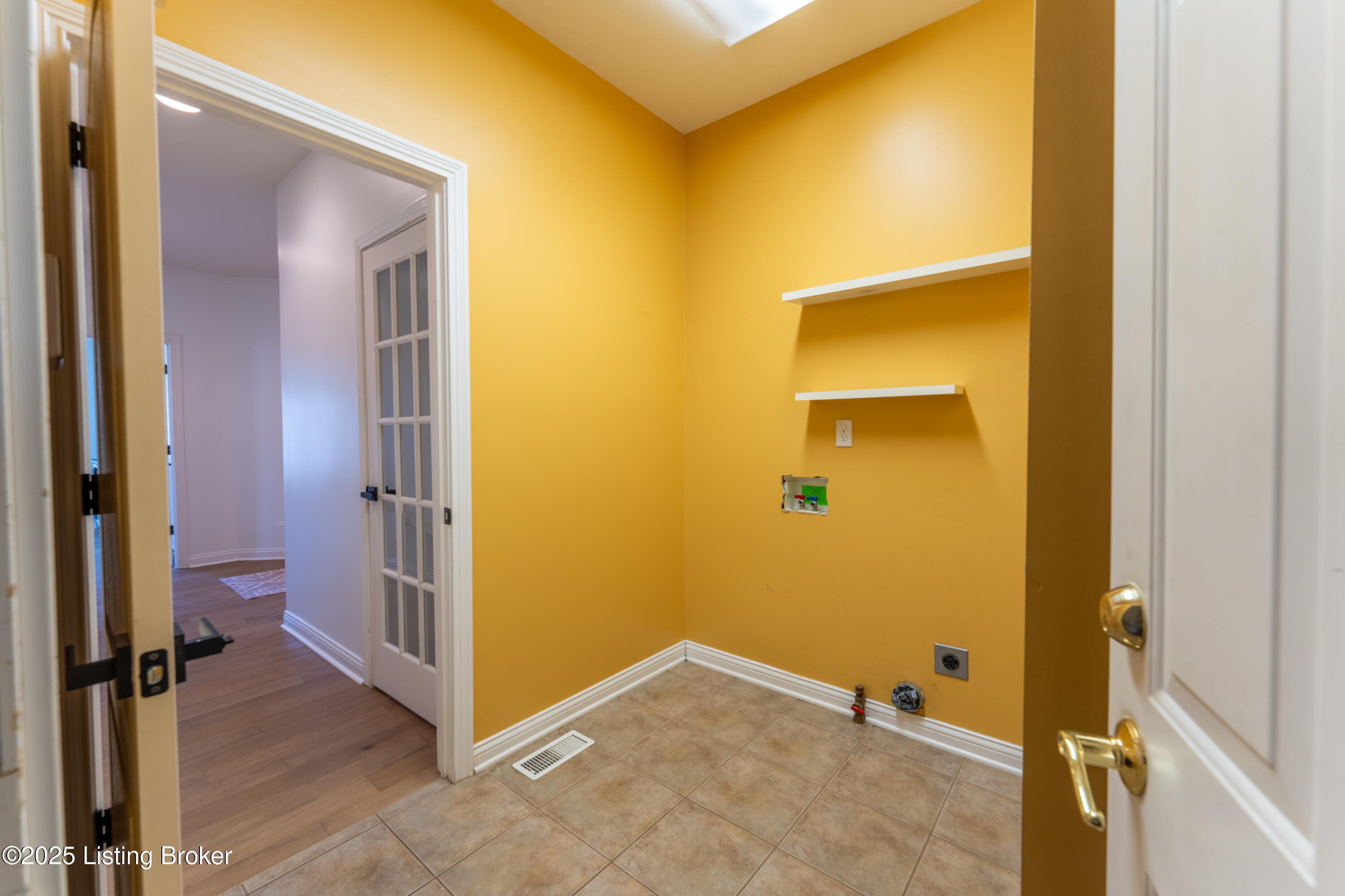 11125 Perwinkle Ln, Louisville, Kentucky image 38