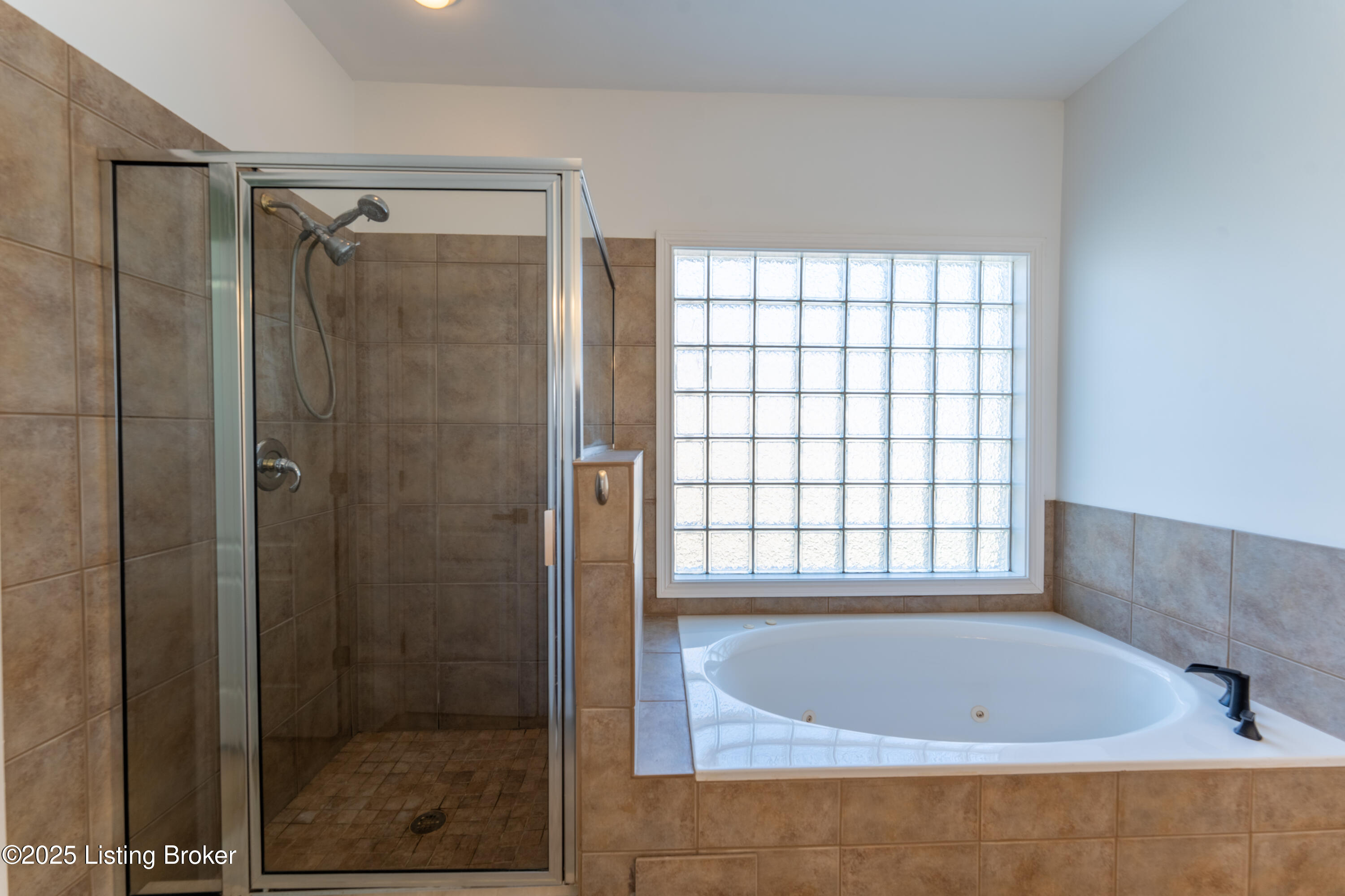 11125 Perwinkle Ln, Louisville, Kentucky image 30