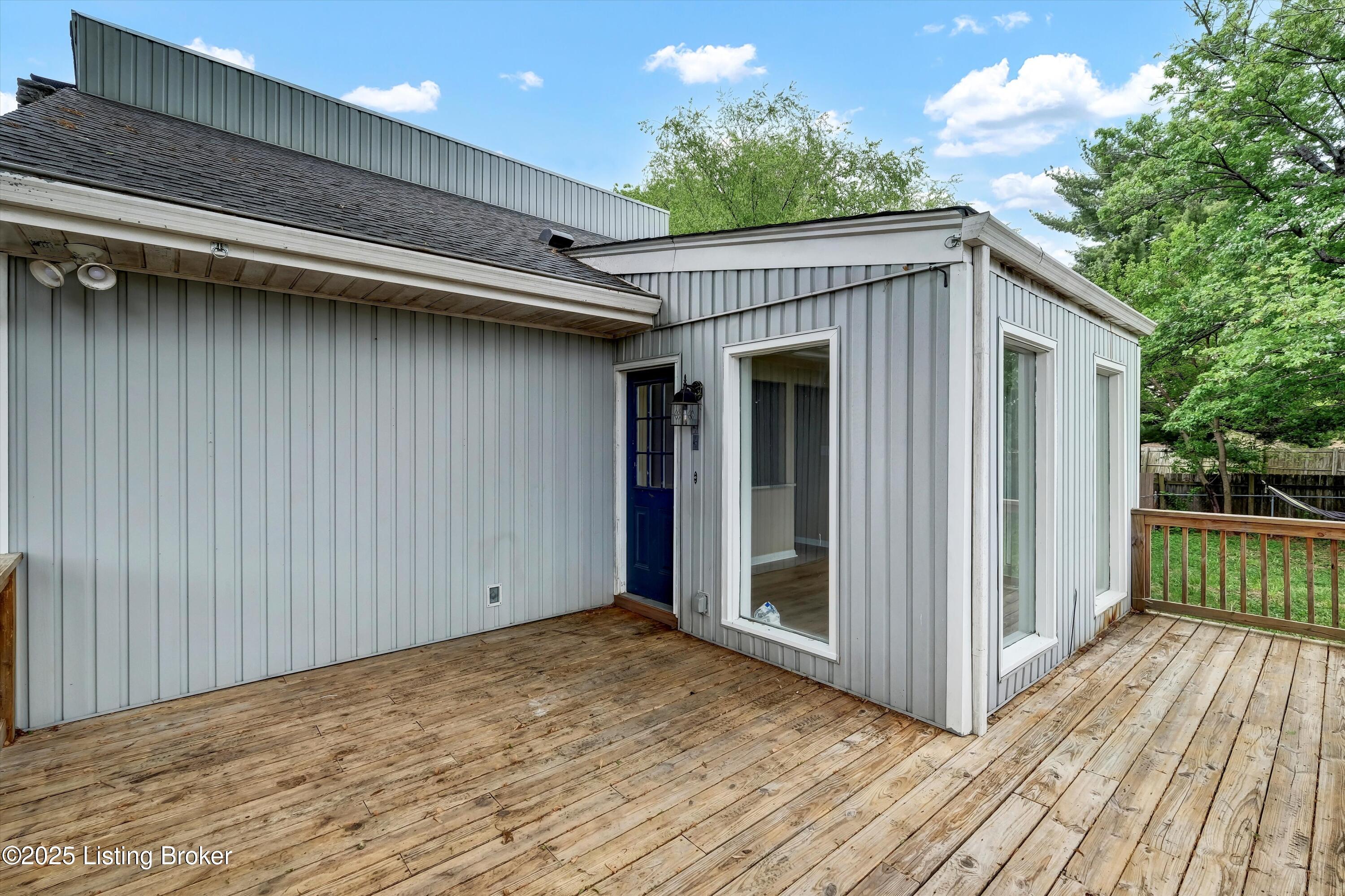 8102 Amity Ln, Louisville, Kentucky image 37