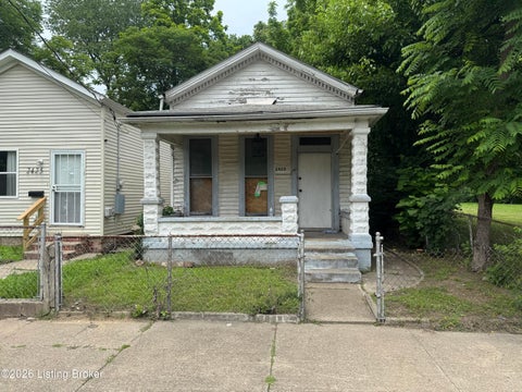 Homes For Sale - 2423 Cedar St<br/> Louisville, KY 40212